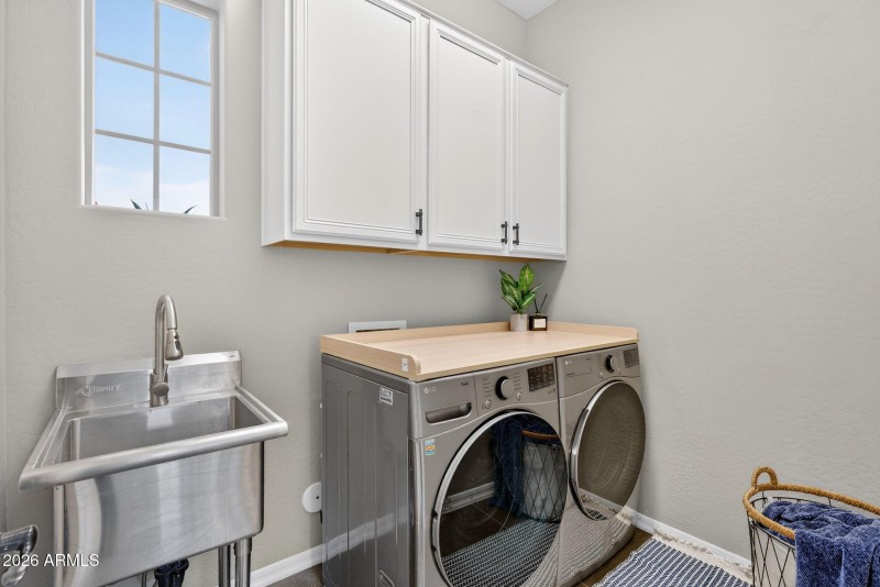 62-web-or-mls-64E Sanger Ave