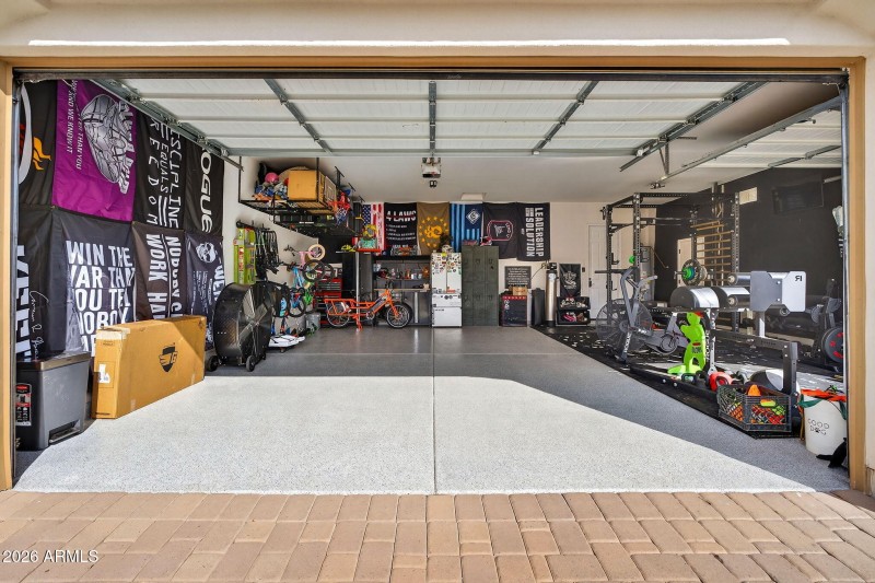 64-web-or-mls-01E Sanger Ave