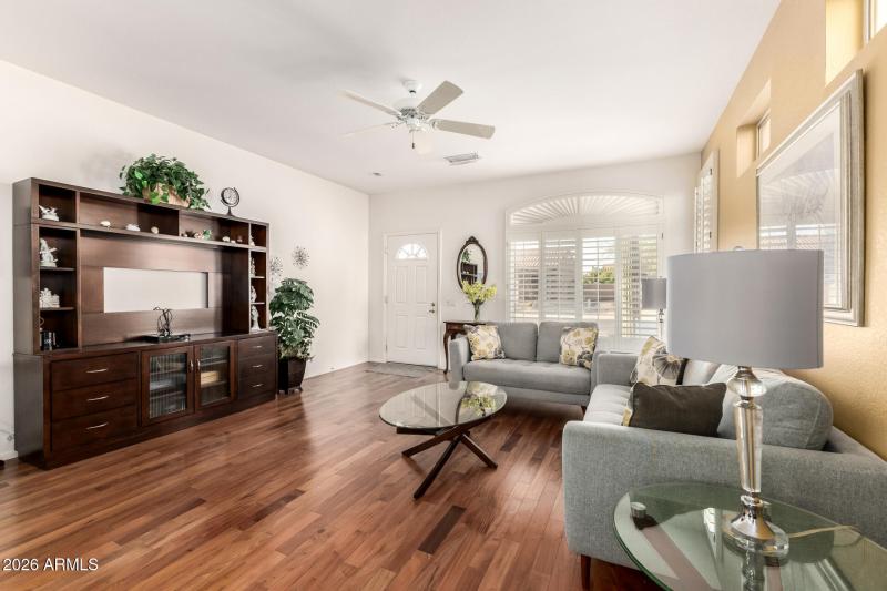 10 - Cavalcade 13523