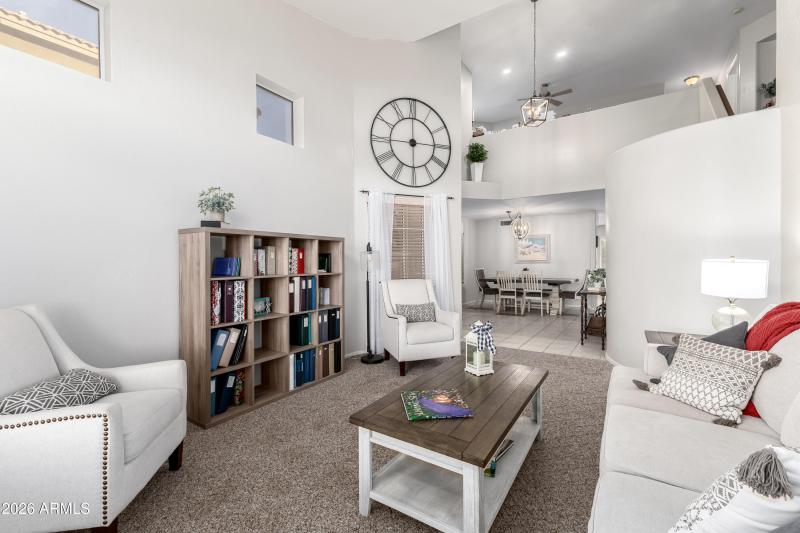 Monte front room photo