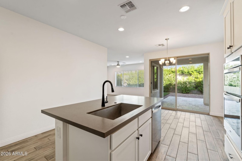 6-web-or-mls-DSC_2006