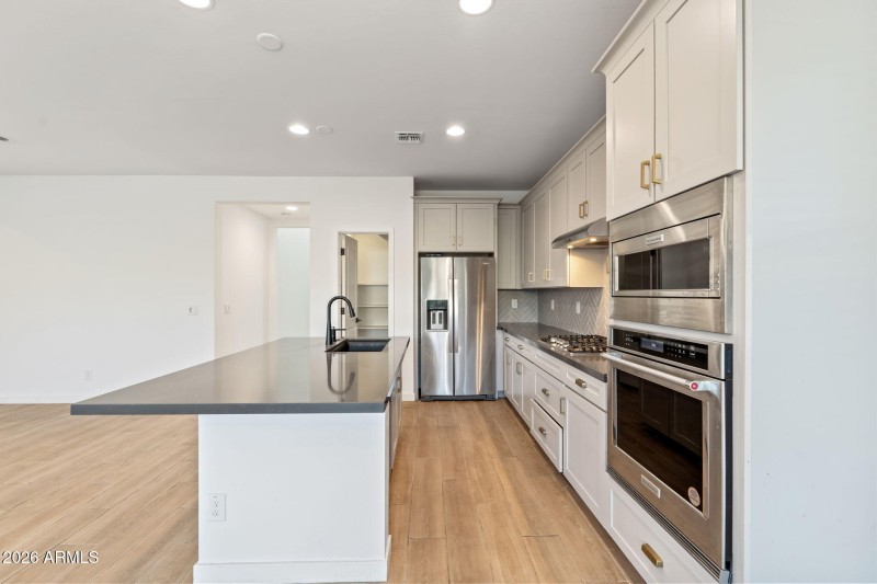 12-web-or-mls-DSC_3012