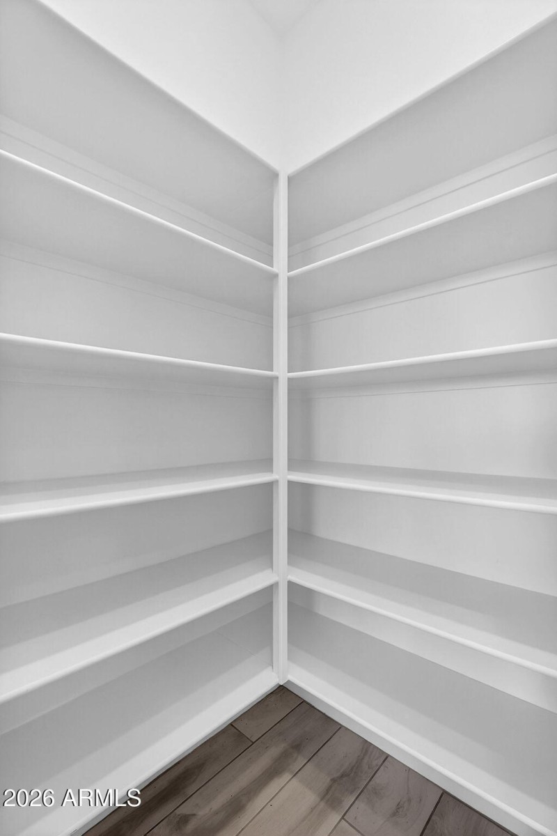 15-web-or-mls-449965 Dutchman Dr