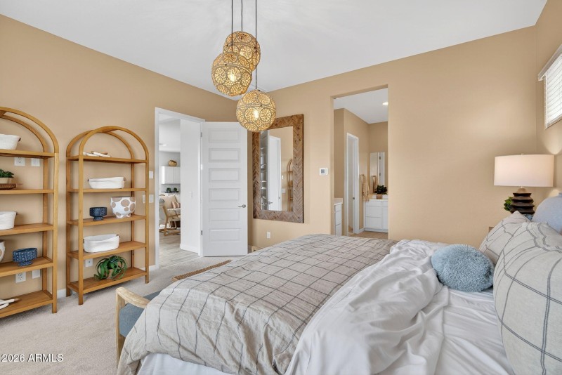 24-web-or-mls-549965 Dutchman Dr