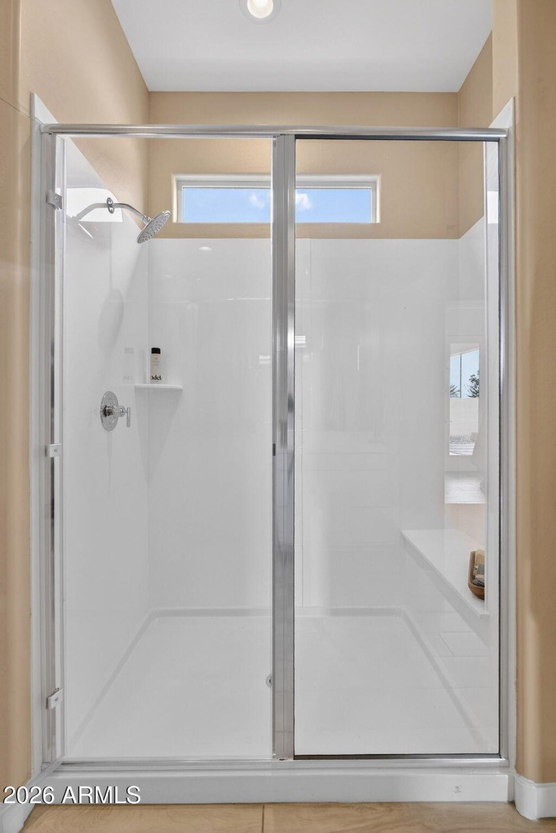 28-web-or-mls-599965 Dutchman Dr