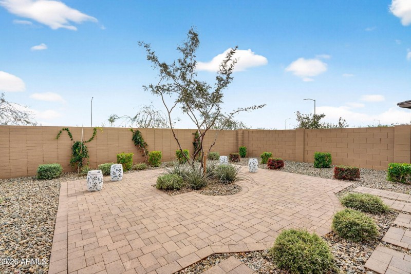 44-web-or-mls-679965 Dutchman Dr