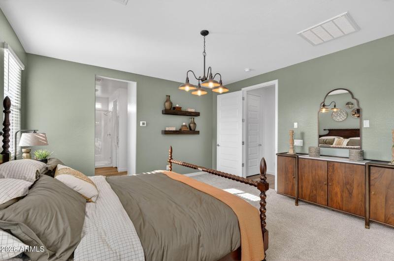 22-web-or-mls-469953 Dutchman Dr