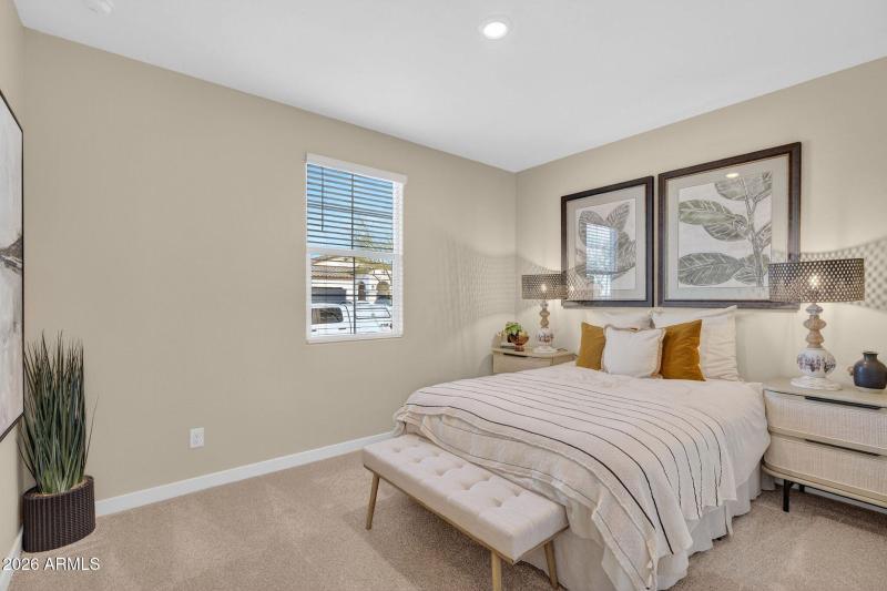 30-web-or-mls-299953 Dutchman Dr