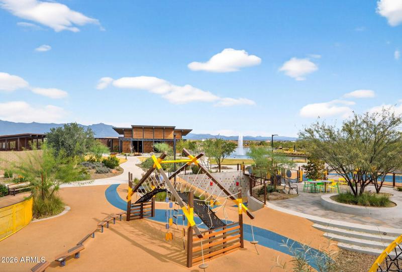 76-web-or-mls-809953 Dutchman Dr