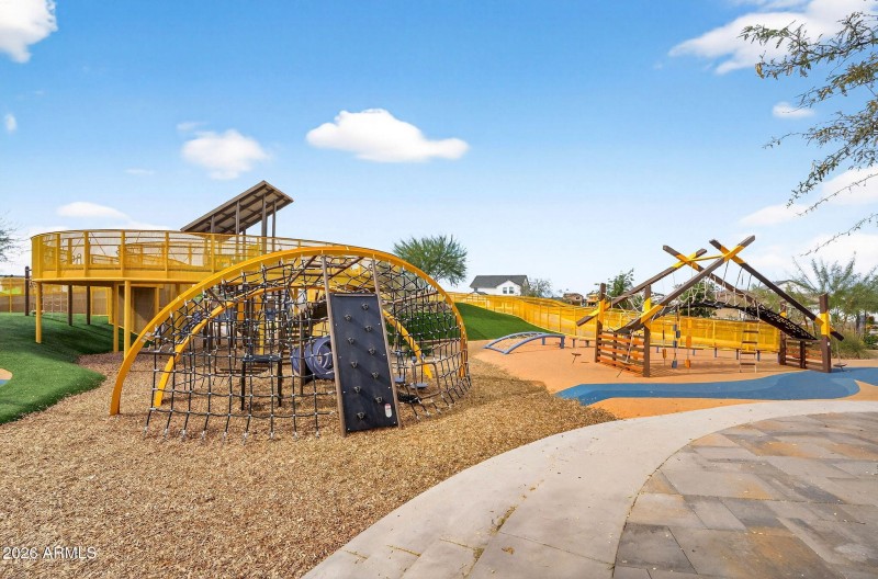 75-web-or-mls-799953 Dutchman Dr