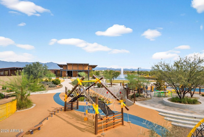 76-web-or-mls-809953 Dutchman Dr