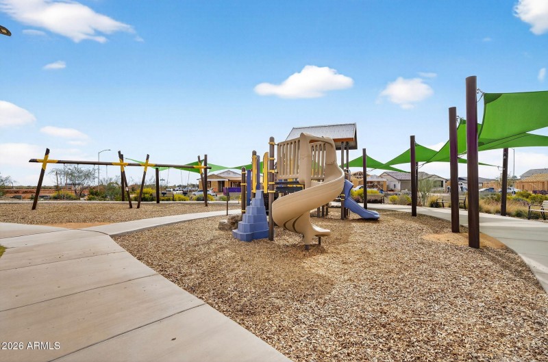 78-web-or-mls-829953 Dutchman Dr