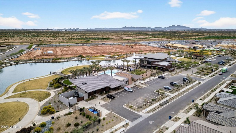 87-web-or-mls-279953 Dutchman Dr