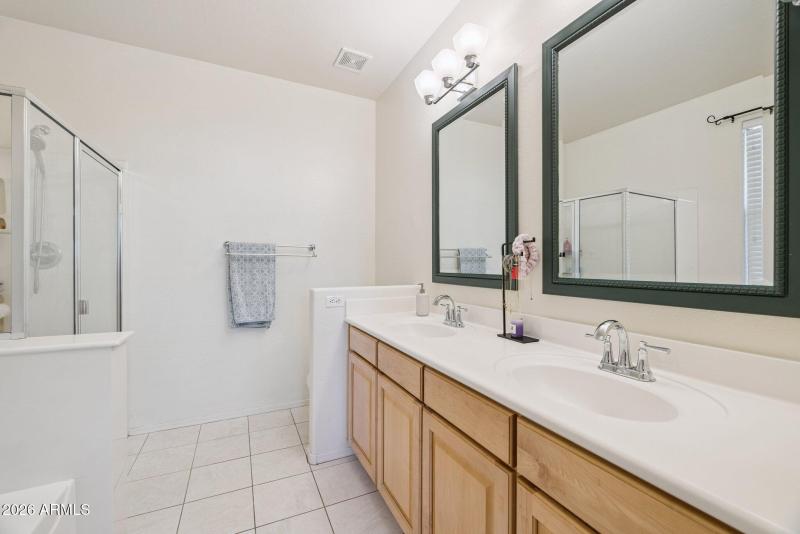 Primary Bath – Spacious layout