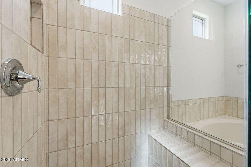 hj-az-phoenix-legado-landmark-cambridge-