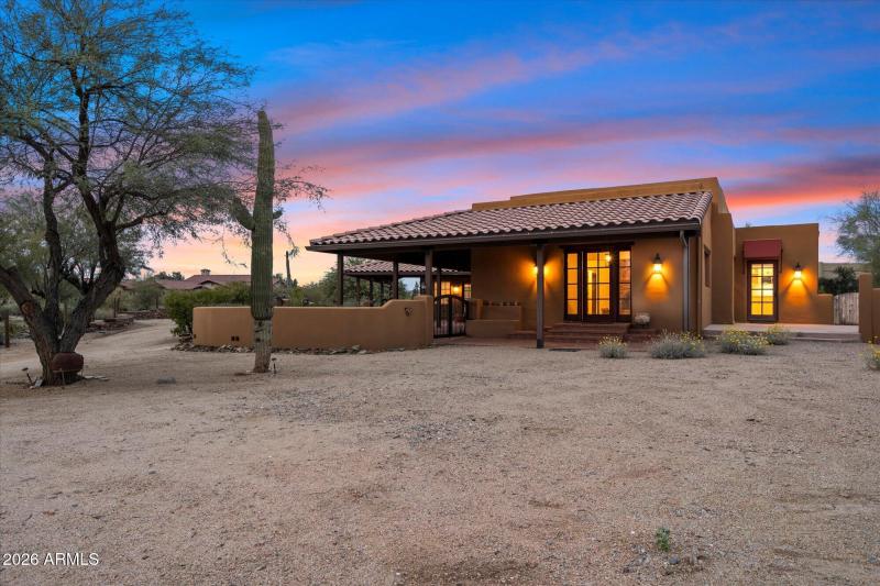 Authentic Arizona Living