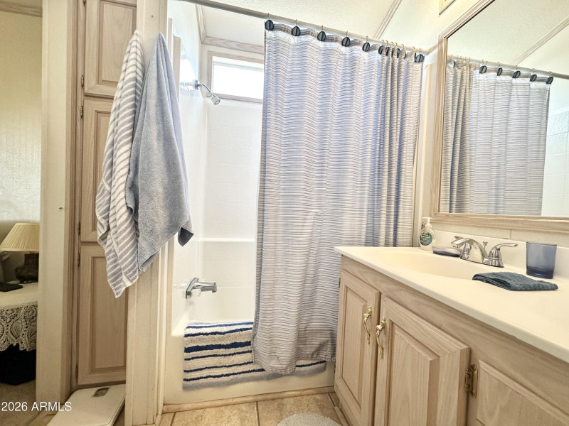 ROOMY BATHROOM