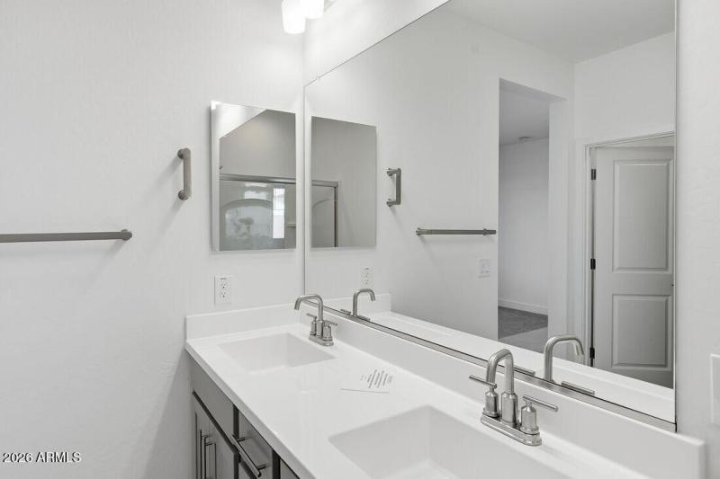 hj-az-phoenix-parkside-rio-vista-35-1-lo