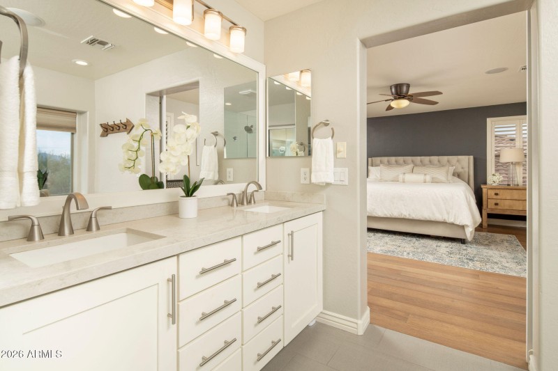 Primary Suite Bathroom