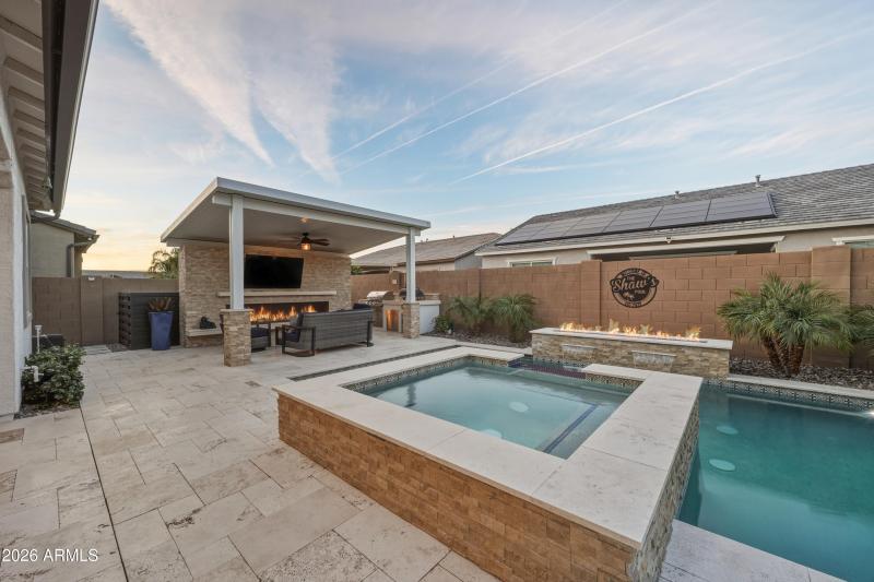 31_036_dsc_3736_with_fire