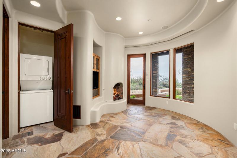 Main Level Casita (Attached)