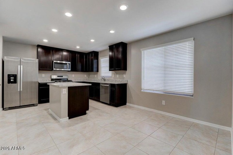 20190823221302073439000000-o