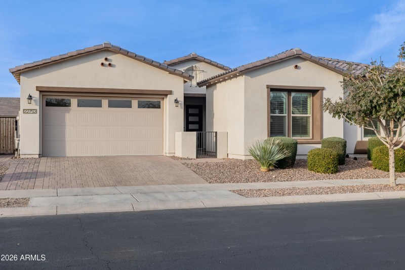 Frontage with courtyard