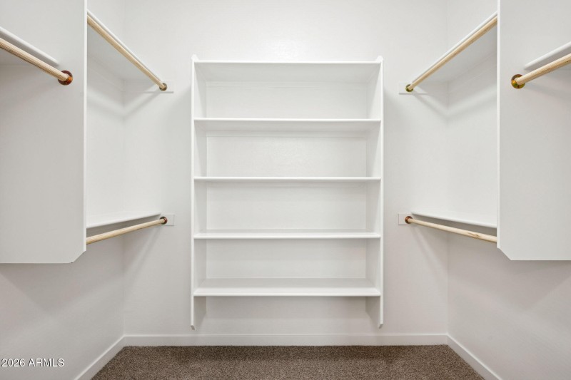 25-web-or-mls-20122-w-hazelwood-st