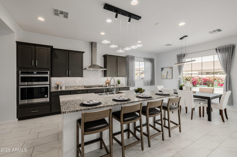 Bright & Airy Kitchen