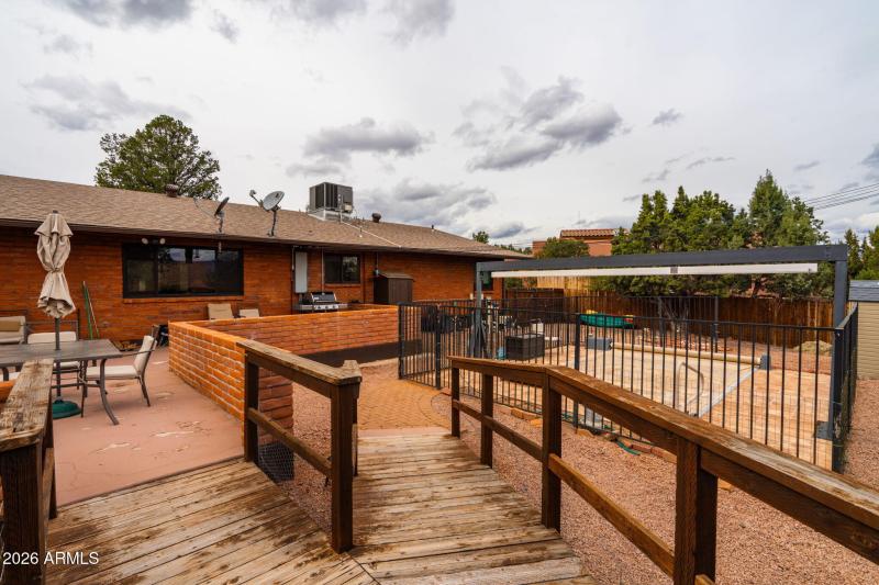 18-web-or-mls-80-juniper-dr