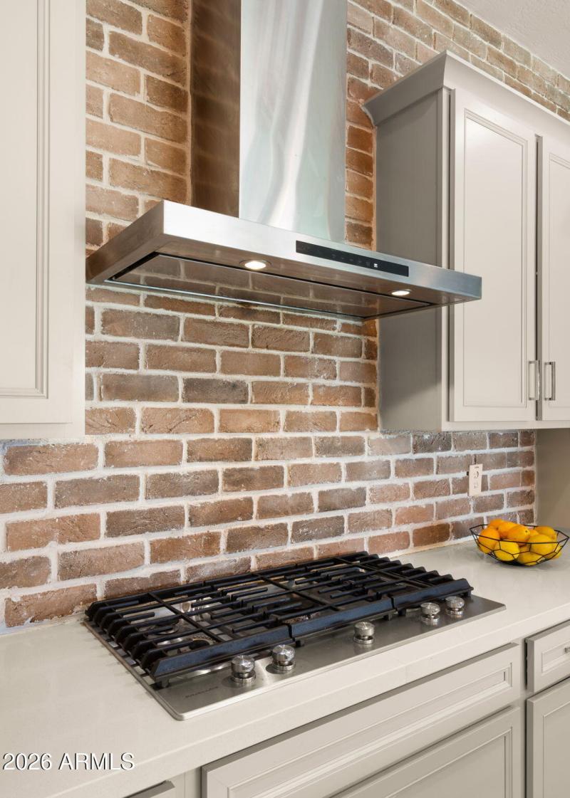 13-web-or-mls-Kitchen5