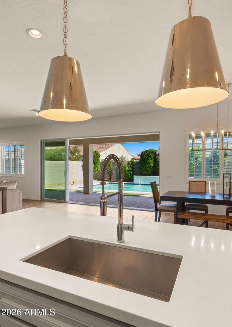 14-web-or-mls-Kitchen6