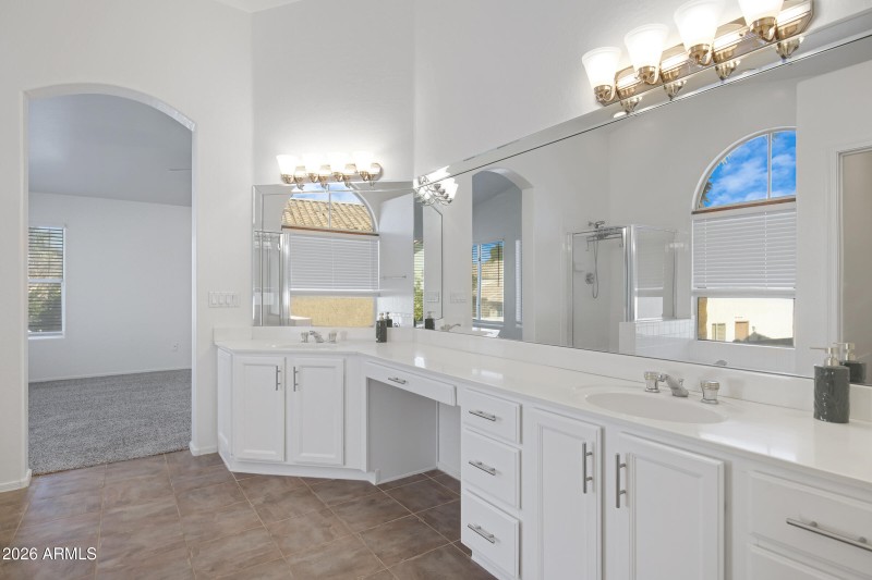 1248 E Briarwood Terrace-33