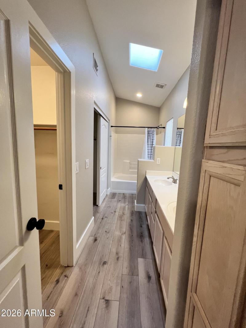 1696283387eae95ade88624a329354a1a6bb10f9