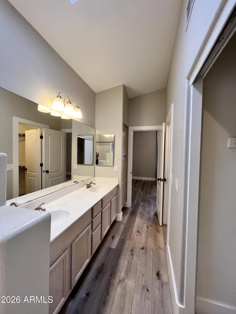 16962833848f3b42b79b3548d9a9b6ddb80cabd2