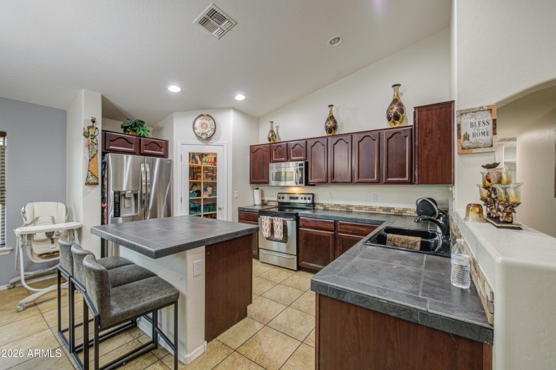 Kitchen 3