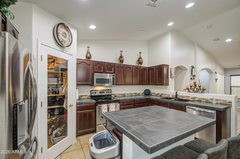 Kitchen 9