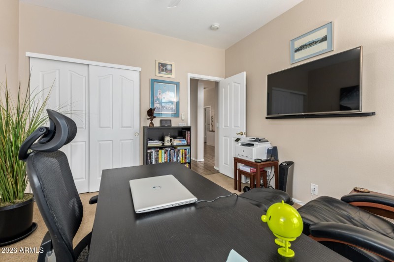 27 Guest Bedroom