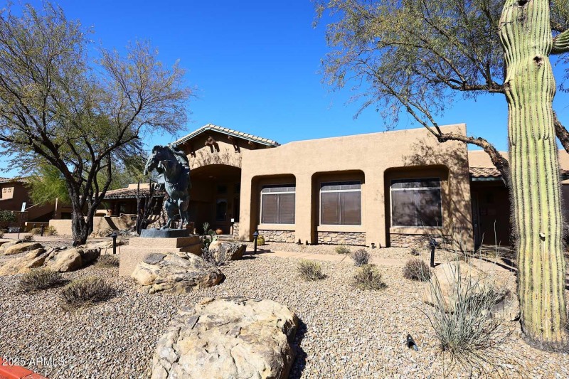 Mirage Crossing-Clubhouse