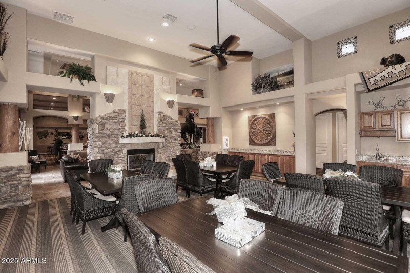 Mirage Crossing-Card Room