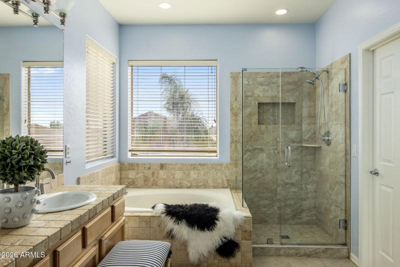 25-web-or-mls-D46A8677