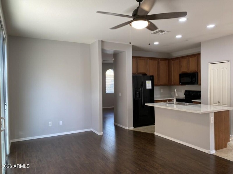 A92A187B-74CF-4FB7-9953-30BFB372DFE9_1_1