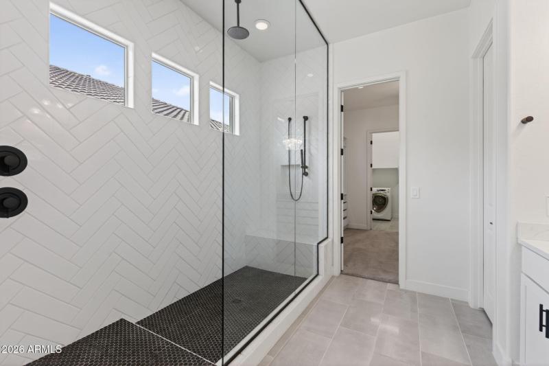 24-web-or-mls-Untitled-24