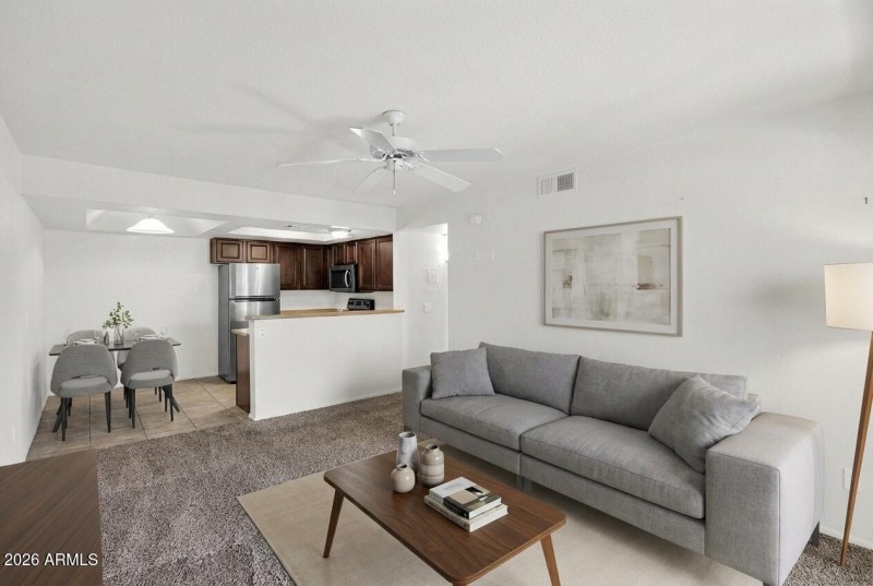 2 dining area and family room