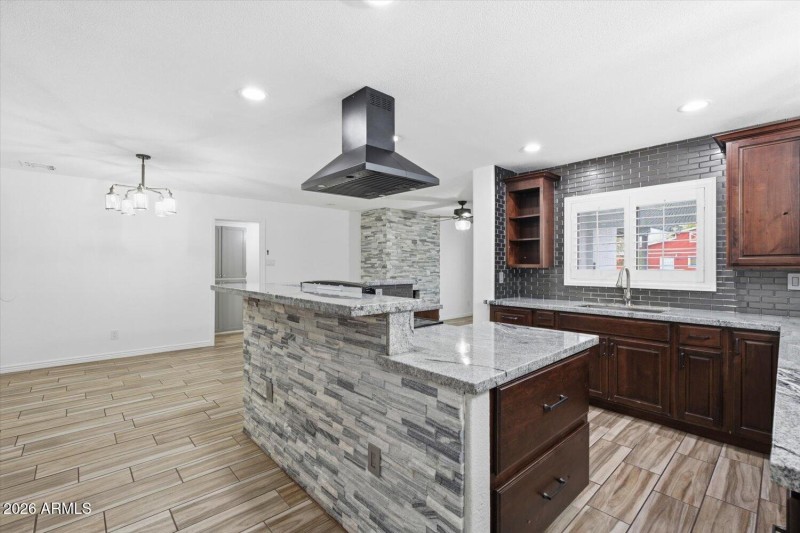 10-4322_W_Monte_Cristo_Ave_Glendale_AZ_8