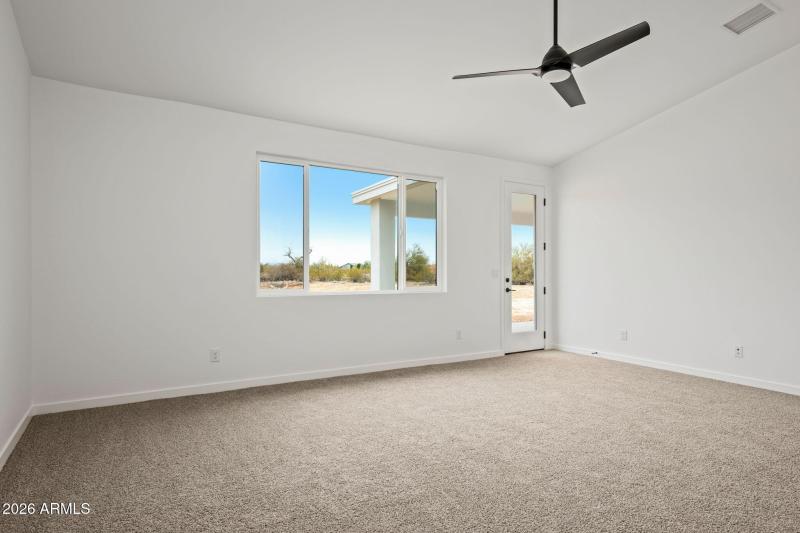 19-web-or-mls-20136-w-hazelwood-st