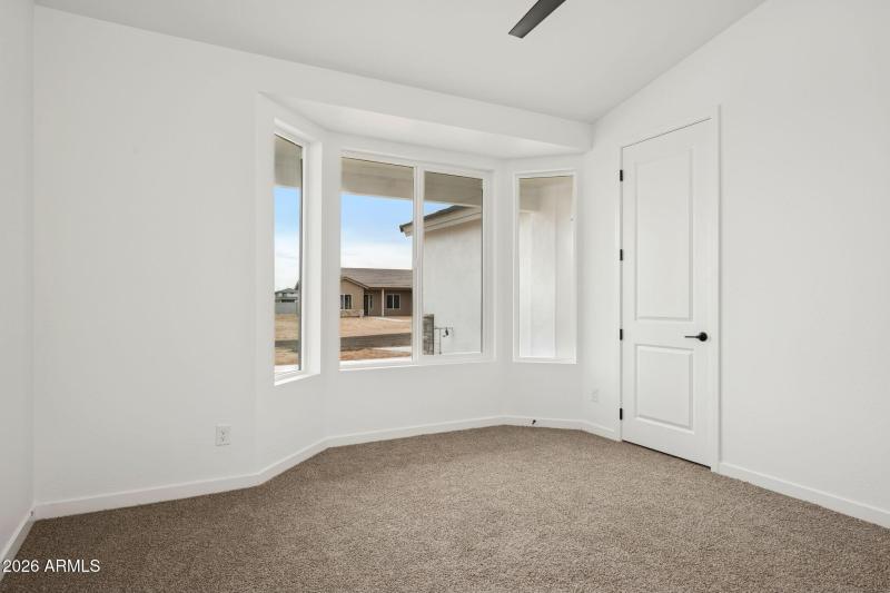 42-web-or-mls-20136-w-hazelwood-st