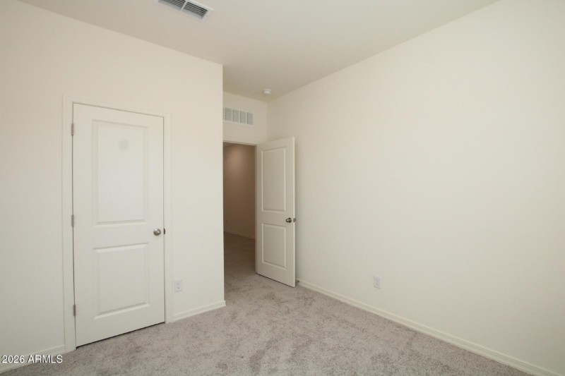 c1b801b8-0fbf-4590-b894-536e2a527e19