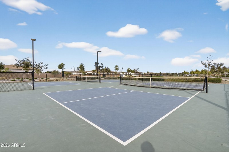 70_185_a4m_kmcmn (1)