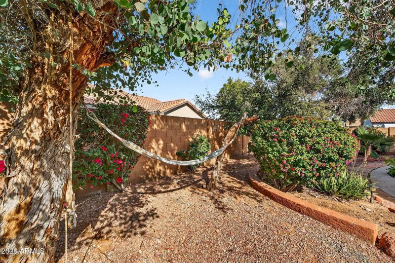 50-web-or-mls-44W Shannon St